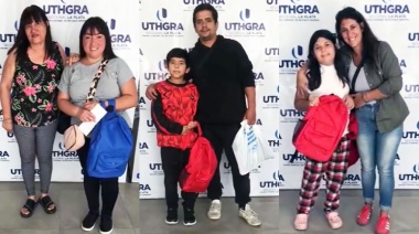 UTHGRA La Plata entregó más de 1.300 kits con útiles escolares este año