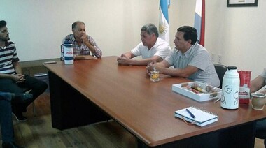 Apuner planteó inquietudes al candidato a rector Sabella