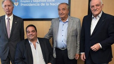 Comercio firmó el aumento del 15 por ciento con revisión