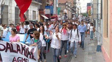 CTA y Agmer Paraná reclamaron por salarios y condiciones laborales