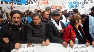 Agmer participó de la marcha contra la represión y por paritarias