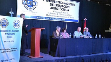 AMET participó del Encuentro Nacional de Educación Agrotécnica