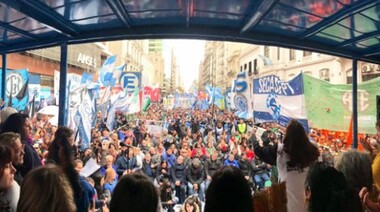 Organizaciones gremiales se manifestaron en defensa de la moratoria previsional