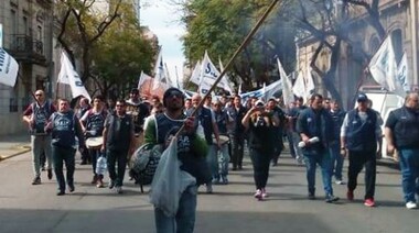 El SSIP presentó sus demandas salariales en el inicio de las negociaciones paritarias