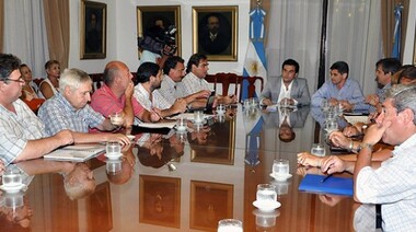 Agmer y AMET pidieron que el pago extra alcance a los jubilados