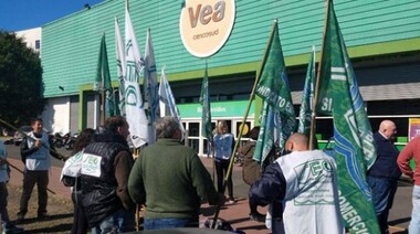 El Sindicato de Comercio se movilizó “en defensa de los trabajadores de Plaza VEA”