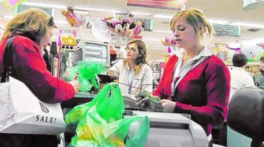 El Día del Empleado de Comercio se traslada al lunes 23 en todo el país