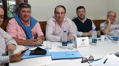 Aatrac Paraná recibe el encuentro de secretarios generales de la Región NEA