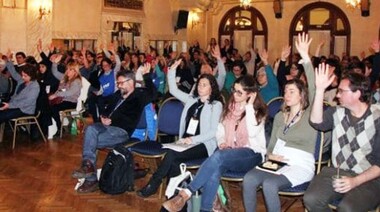 La Conadu votó por la unidad en la CGT y su apoyo al Frente de Todos