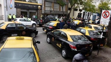 El Sindicato de Peones de Taxis de Rosario avanza hacia su normalización