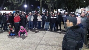 La Festram acompañó la manifestación de los municipales de Rosario del Tala