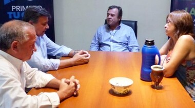 La conducción de Agmer planteó demandas de viviendas al presidente del IAPV