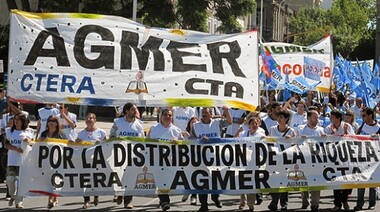 Gremios docentes asisten a una nueva audiencia con el gobierno