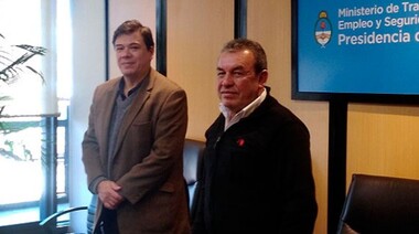 El titular de la UCRA afirmó que las empresas de transporte “tienen el dinero para pagar los salarios”