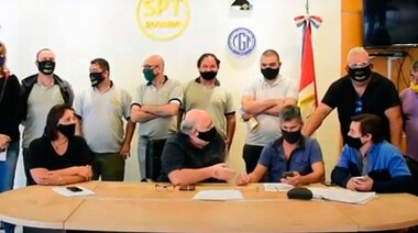 Taxistas se declararon en “alerta máxima” y advierten con un plan de lucha en defensa del servicio
