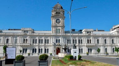El gobierno entrerriano convocó a los gremios de estatales y docentes para el inicio de paritarias