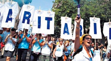 Las vías para reclamar paritarias