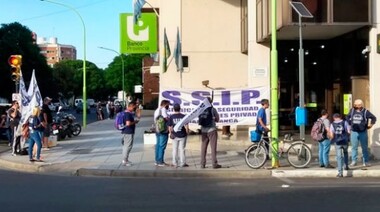 El SSIP se manifestó con contundentes protestas por incumplimientos y persecución sindical de Hunter Security