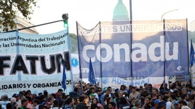 El Frente Gremial Universitario exigió “resolver sin más demoras la situación salarial”