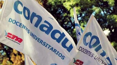 La Conadu se pronunció “en defensa de la democracia” en la Universidad de San Juan