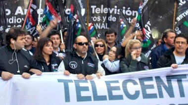 Trabajadores de Televisión marcharon contra la tercerización laboral