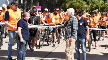 Luz y Fuerza Entre Ríos vivió una jornada recreativa con una convocante bicicleteada