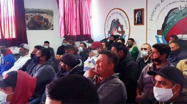 El titular de SAONSINRA encabezó una jornada de formación para trabajadores navales