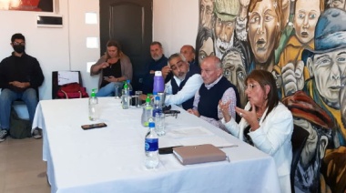 El titular de SAONSINRA encabezó una jornada de formación para trabajadores navales