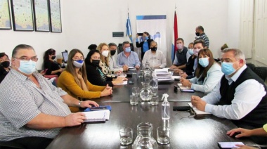 AGMER celebró el acuerdo para continuar con los concursos de oposición para cargos directivos