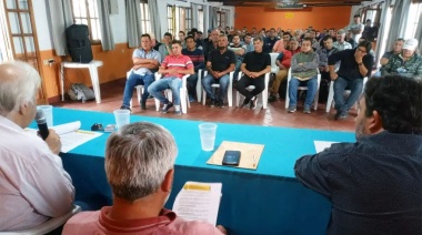 El plenario de SOEVER contó con la presencia de los funcionarios nacionales Cresto y Koch