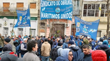 El SOMU reclamó por la ley de Marina Mercante Nacional con una contundente movilización