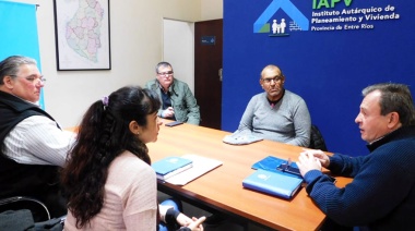 AMET Entre Ríos gestiona nuevas viviendas para docentes técnicos y avances de obras en ejecución