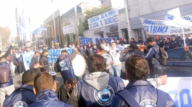 Químicos exigieron al interventor respetar los reclamos salariales y que llame a elecciones “con urgencia”