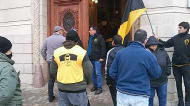 El Sindicato de Taxis de Rosario alertó que el proyecto de cotitularidad atenta contra 4 mil puestos de trabajo