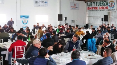 Luz y Fuerza Entre Ríos celebró el aniversario del Convenio Colectivo para trabajadores de Empresas Asociadas