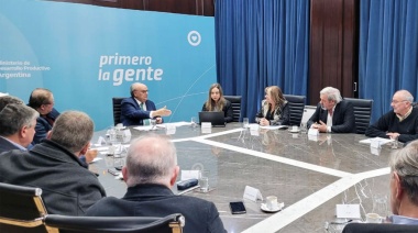 Con la presencia de SAONSINRA, la Mesa de la Industria Naval planteó sus propuestas al secretario de Industria