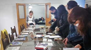 ABGRA participó de una colecta solidaria de libros acompañando a la Municipalidad de Almirante Brown