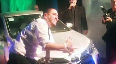 El SEC Río Gallegos festejó el Día del Empleado de Comercio en su flamante Polideportivo con el sorteo de un auto