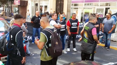 La Asociación Sur se movilizó para exigir el pago del bono a los trabajadores de la seguridad privada