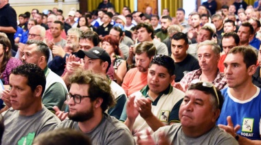 La Federación Aceitera desarrolló un convocante plenario: “Los delegados garantizan la lucha”