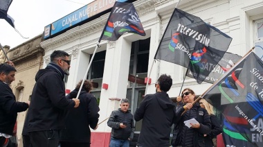 El Sindicato de Televisión se manifestó frente a Canal 9 de Paraná contra “despidos arbitrarios”
