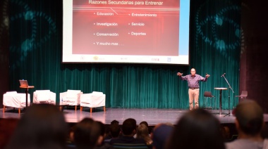 El Sindicato de Trabajadores Caninos celebró el 1º Seminario Internacional de Intervenciones con Animales