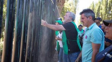 ATE denunció que la marcha a Lago Escondido “fue agredida a piedrazos por la patota de Lewis”