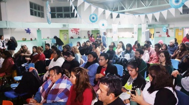 ADOSAC fortalece las instancias de capacitación para docentes de Santa Cruz