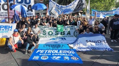 UTHGRA La Plata acompañó la Marcha Federal en apoyo a la universidad pública