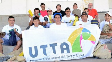 La UTTA concluyó el curso para peones de turf en Santa Fe