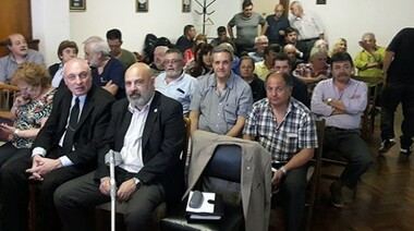 La federación de jerárquicos renovó conducción y sumó gremios