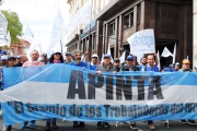 APINTA vivió una “jornada histórica” con una masiva movilización que denunció “una pérdida salarial del 40%”
