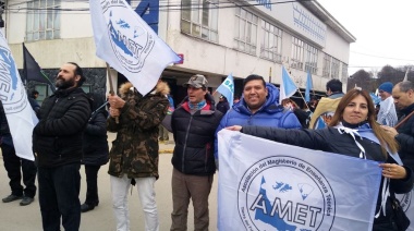 AMET Tierra del Fuego pidió “la renuncia” de funcionarios por el “abandono” de la educación