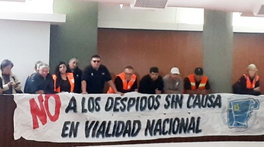 El SPVN Chubut se manifestó en la Legislatura provincial contra los despidos